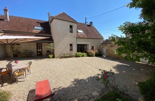 Villaines-les-Prevotes Casa | Domaine Les Hauts Prés