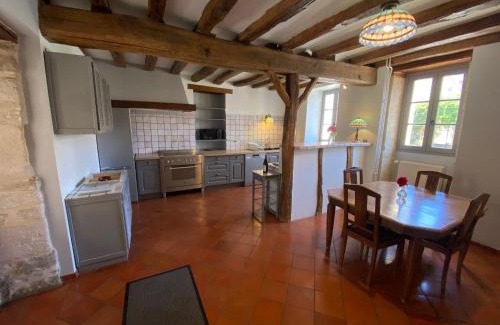 Villaines-les-Prevotes Casa | Domaine Les Hauts Prés