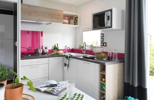Les Cabanes de Fleury Casa | Domaine Les Mûriers by Interhome