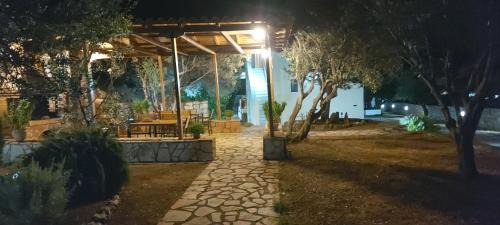 Skoutari Apartamento | Domaine Papakonstantis Apartments To Let