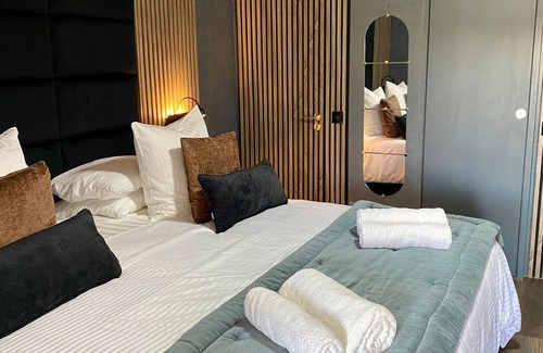 Les Quatre-Routes-du-Lot Casa | Domaine Valenquercy
