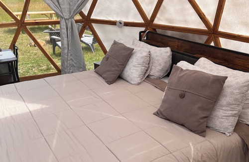 South Haven Cabina | Dome #3 - Dome Haven Campground - Escape, Unwind, Repeat!