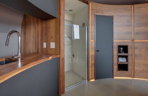 La Conception Chalet De Esquí | Dome at Bel Air - Ideal for a couple - Private Jacuzzi & shared sauna - Bbq