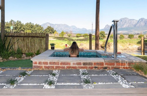 Paarl Otro | Dome Glamping SA