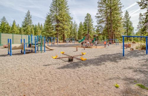 La Pine Casa | Dome Home - Meredith Lodging