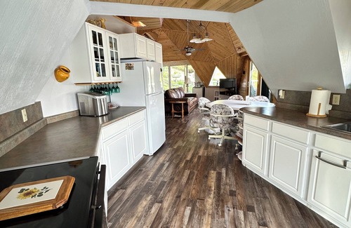 Wolf Creek Cabina | Dome Home on Holter Lake Unique Lakefront Home with Boat Access Only