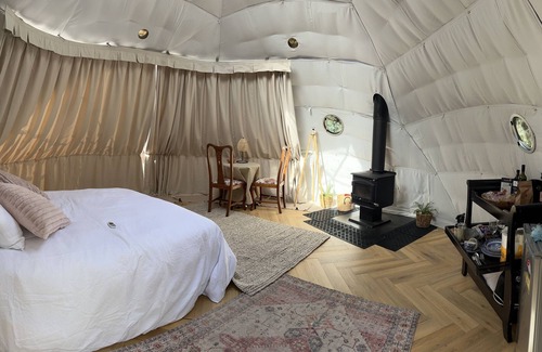 Echunga Cama Y Desayuno | Dome Mellifera - (Enquire for May's Date Night or Mums Retreat) & Relax