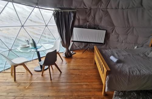 Lincoln Apartamento | Dome One with Hot Tub, Lincoln, Projector, Firepit