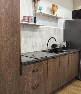 Rakow Casa | DOMEK LABA CHAŃCZA nad zalewem, domek w lesie z opcją balii, ANTRESOLA