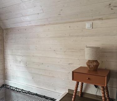 Rakow Casa | DOMEK LABA CHAŃCZA nad zalewem, domek w lesie z opcją balii, ANTRESOLA