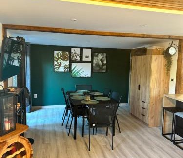Zywiec Apartamento | Domek Nad Koszarawą z ogrodowym jacuzzi