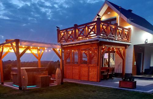 Nielisz Cabina | Domek NIVA z Jacuzzi i Widokiem na Zalew