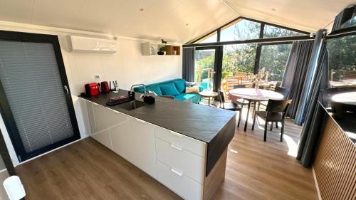 Uraz Apartamento | Domek Silver Moon na skraju rzeki