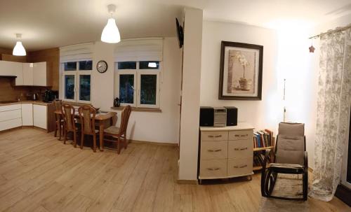 Przywidz Casa | Domek w lesie