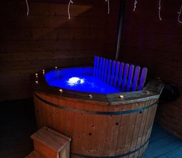 Lobozew Gorny Casa | Domek z Jacuzzi w Cenie -Solina