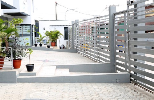 Lagos Apartamento | Domi Smart Luxury Duplex Apartment, 12 min to Airport and 24 hour Power Supply