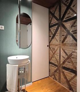 Guimaraes Casa | DOMI Suites & Studios