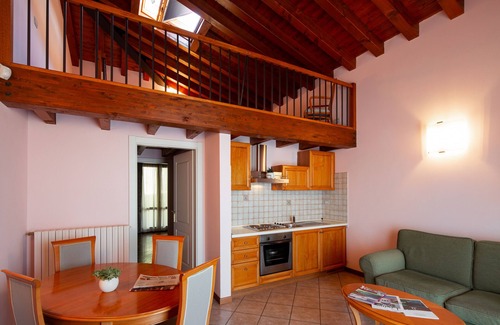 Gardone Riviera Casa | Domina Borgo degli Ulivi - Lake Garda