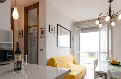 Lido di Pomposa Apartamento | ¡Domina el mar desde arriba! Precioso apartamento frente al mar