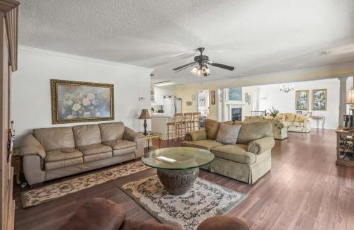 Surfside Beach Casa | Domingos Beach Bungalow- The Coffee House