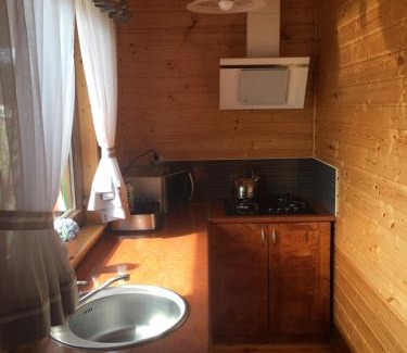 Debki Cabina | Domki Letniskowe "TROPIK"
