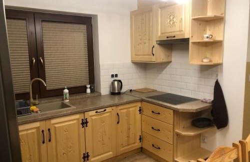 Bialka Tatrzanska Chalet De Esquí | Domki nad potokiem