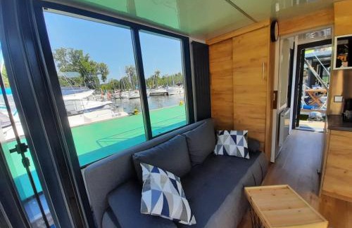 Ruciane-Nida Apartamento | Domki pływające Houseboat4U, Mazury