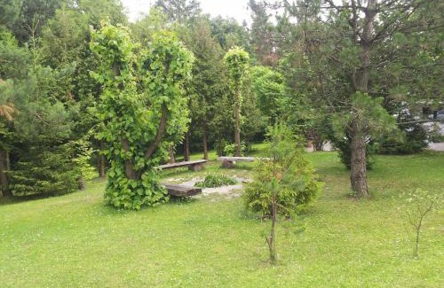 Zwierzyniec Casa | DOMKI , Pokoje gościnne Ustronie