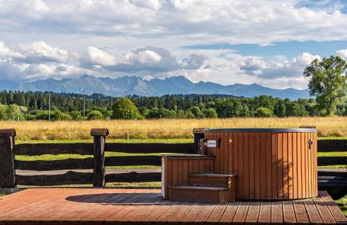 Szaflary Chalet De Esquí | DOMKI TATRY z jacuzzi i sauną w cenie - spokojna okolica - świetna dla rodzin z dziećmi lub grupy znajomych!