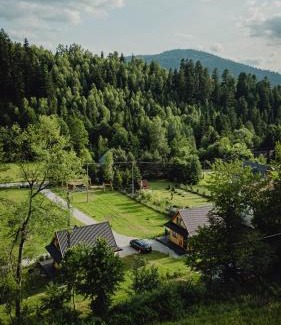 Milowka Chalet De Esquí | Domki z prywatną sauną- Na Szlaku