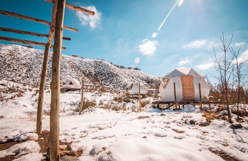 Potrerillos Cabaña | Domos Andinos HostCamp