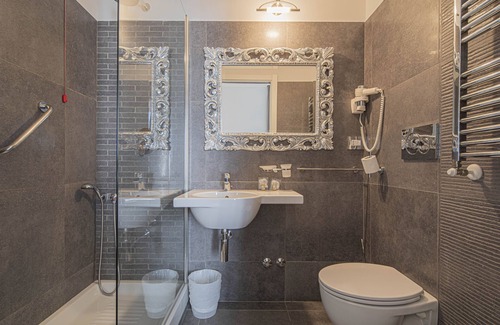 Marsala Casa | Domus Castrense