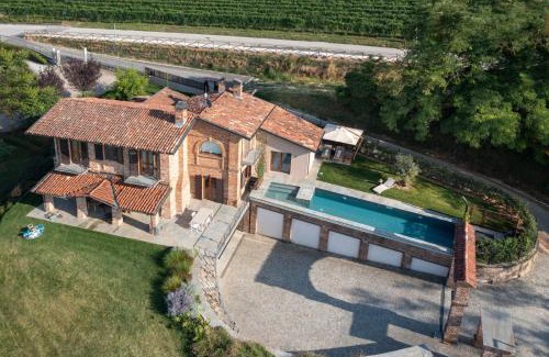 Verduno Apartamento | Domus in Cauda - Pool Langhe View - Free Parking & Wi-Fi