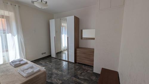 Zona LIII Tomba di Nerone Apartamento | Domus Octavia San Pietro Ottavia Vatican Free Parking Wifi SmartTV