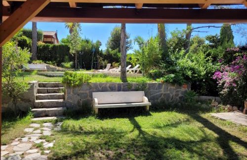 Turis Casa | Domus Valencia Apartamentos Casa con piscina privada a 30 minutos de Valencia