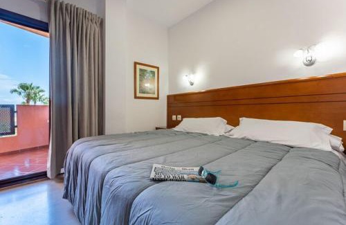 Puerto de la Duquesa Apartamento | Don Juan - Apartament - Manilva