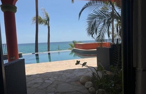 Buenavista Apartamento | Don Julio Ocean view poolside room
