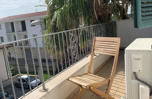 Gizzeria Apartamento | Don Michele Apartments " Of the Stars"