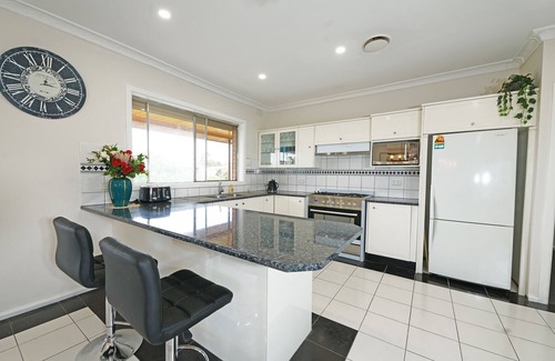 Doncaster Casa | Doncaster Brick Family Home
