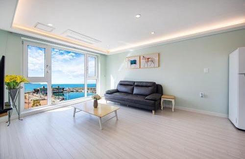 Donghae Casa | Donghae Goldenview Pension
