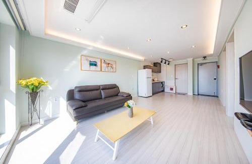 Donghae Casa | Donghae Goldenview Pension