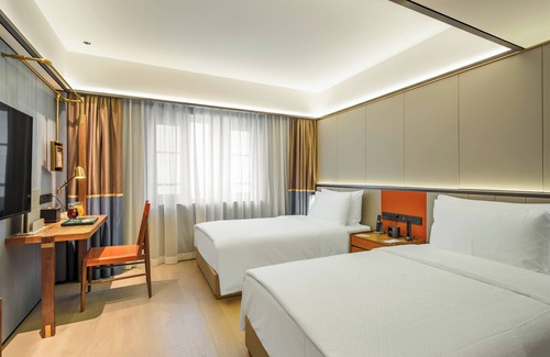 Huaihai Road Commercial Area Hotel | Donghu Collection Hotel Shanghai