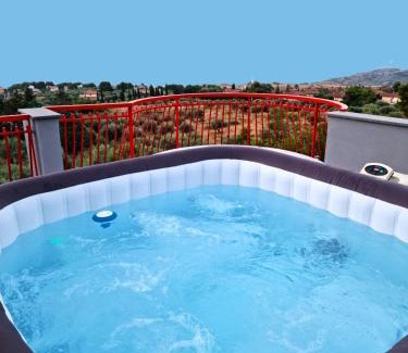 Sant'Onofrio Casa | Donna Melania House