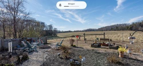 Loudon Casa | Donna’s Sunset Meadow