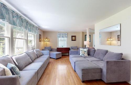 Boothbay Harbor Casa | Donovan's BBH Retreat