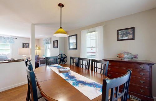 Boothbay Harbor Casa | Donovan's BBH Retreat