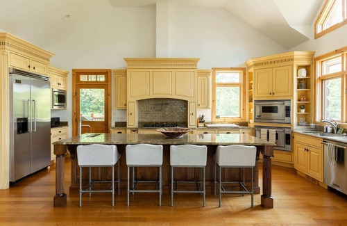 Ancram Casa | Doodletown Lodge: Pool, Tennis, Pickleball,Hiking+