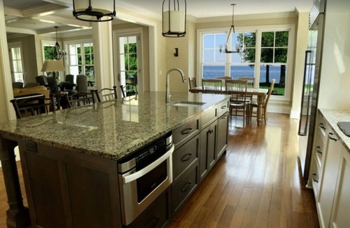 Egg Harbor Casa | Door County Waterfront Home with Private Beach
