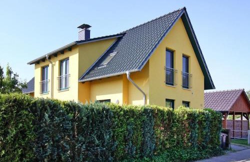 Saal Casa | Doppelhaushaelfte am Hafen von Neuendorf