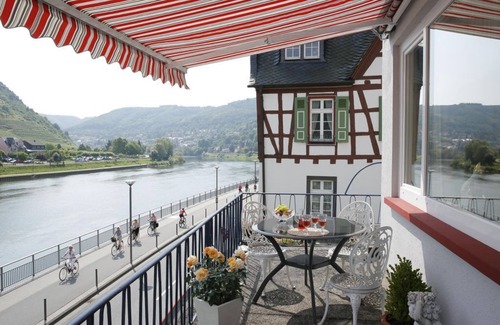 Cochem Casa | Doppelzimmer DU/ WC Moselblick - Hotel Karl Noss